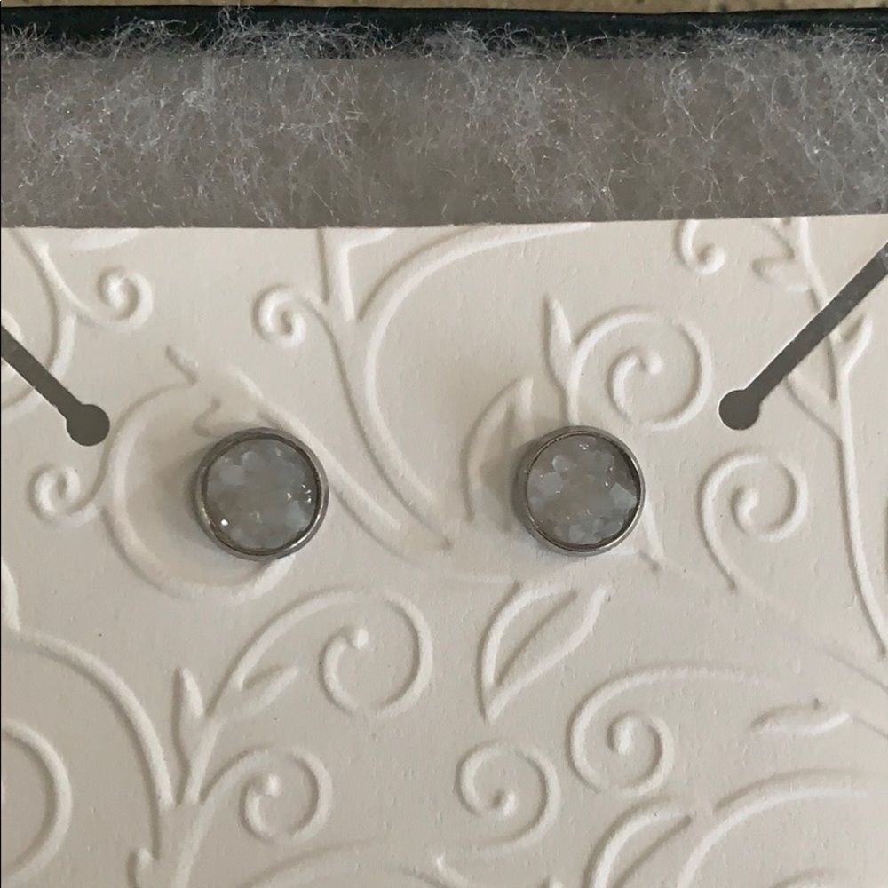 Boho Stone Earrings NWOT